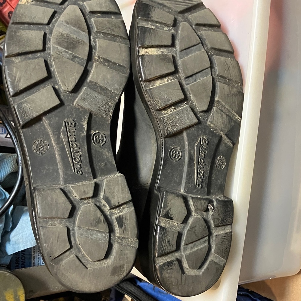 Blundstone Black Ankle Boots - Picture 7 of 7